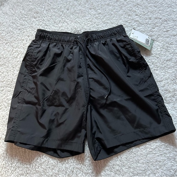 H&M Men’s Swim Shorts Mid Length Small NWT - Picture 1 of 4